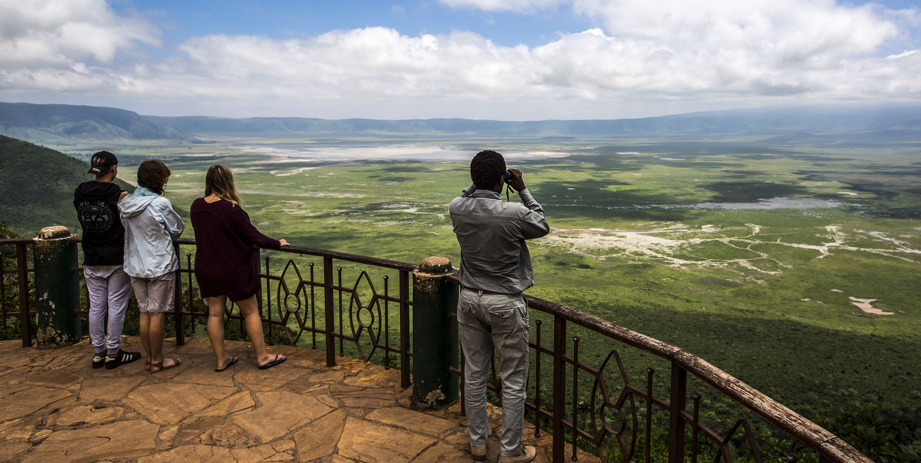 Safari & Tours Visiting Ngorongoro Crater